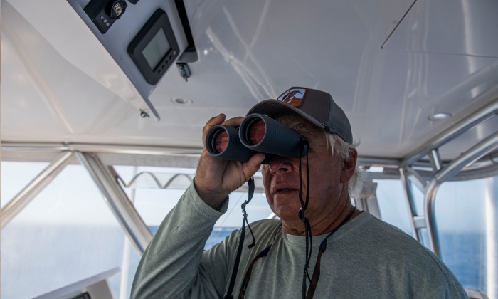 harbor-blue-noc-pro-bl2-lifestyle-1750x1050